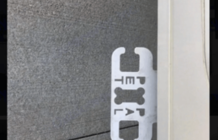 Outdoor Pet Leash Holder!