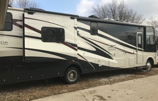 2013 Coachman Mirada 38 ft