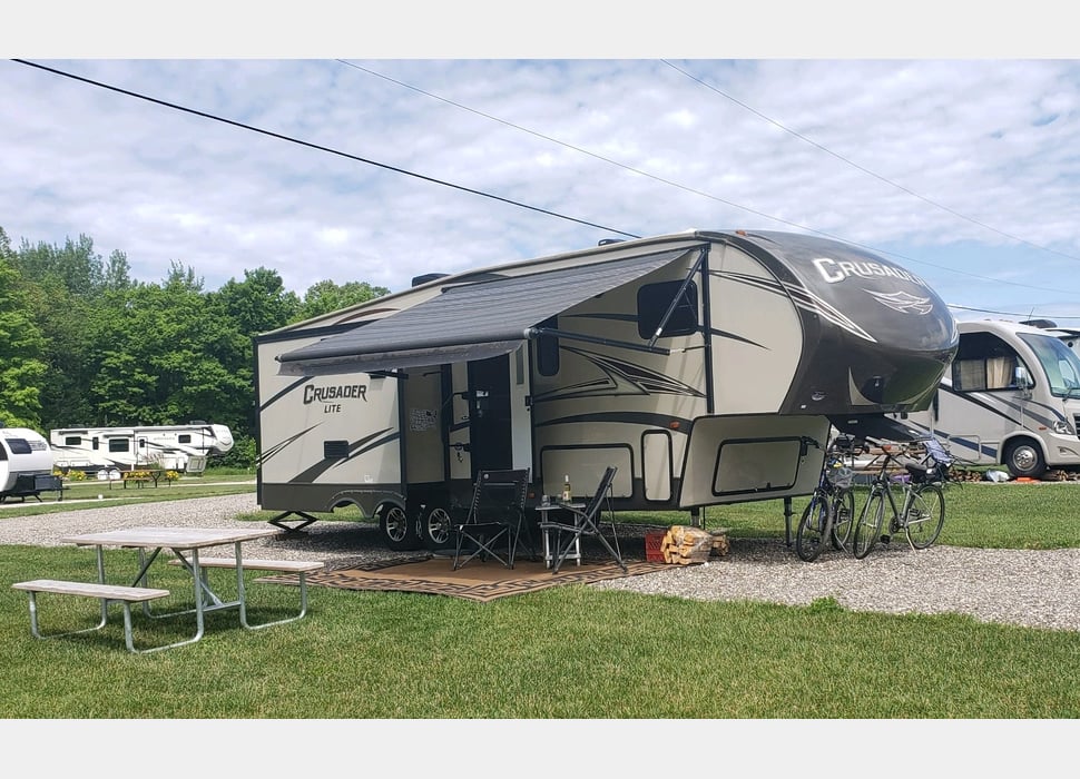 Fifth Wheel rentals in Manitowish Waters