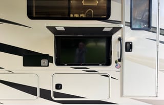 2021 Coachmen RV Encore 325SS