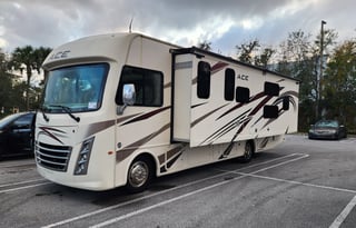 2019 Thor Motor Coach ACE 30.2