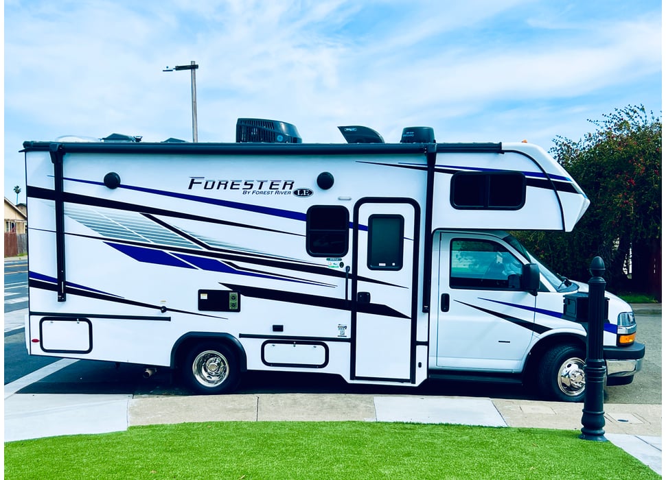 Class C Motor Home rentals in Corte Madera