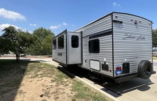 The Woof Wagon - Pet-friendly RV Rental