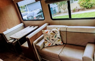 Kid & Pet Friendly Modern Class C 2019 Winnebago