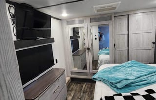 2021 Keystone RV Fuzion 424