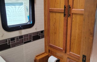 2017 Jayco Melbourne 24M Pet Friendly Family Fun!