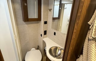 Sadie | Mercedes Sprinter RV Sleeps 4