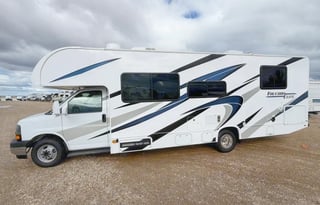 2023 Thor Freedom Elite M-26FL Family Adventure RV