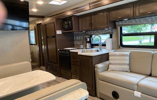 2020 Thor Motor Coach ACE 30.4 (Wander Woman)