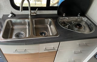 B & L's Adventure-Mobile!  Travel in STYLE!