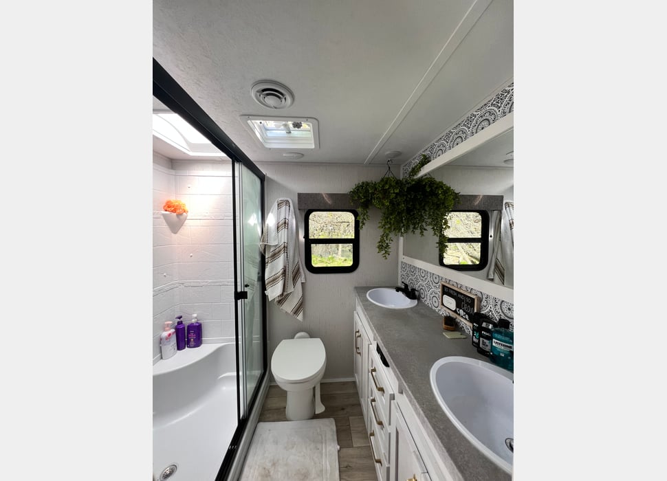 Fifth Wheel rentals in Goodyear