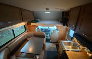 2018 Winnebago Minnie Winnie 22R