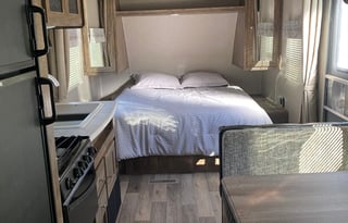 2019 Palomino Puma XLE Lite 22RBC