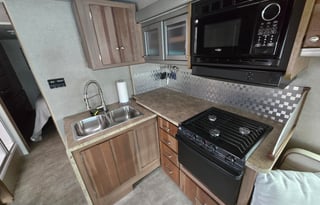 Charming 2015 Winnebago Tribute