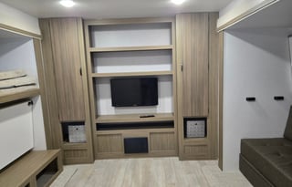 Family friendly with spacious private bunkroom!