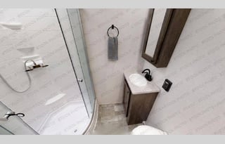 The Lakeside Lodge 35ft Toy Hauler XLR Hyperlite