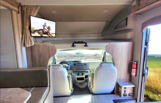 The White Pearl is Perfect for a Family Adventure!