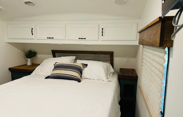 Queen sized bed in Master bedroom