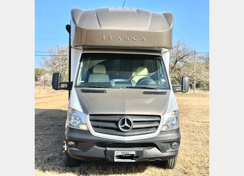Class C Motor Home rentals in San Antonio