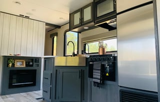 Sunshine and Sangria . 2022 Aspen Trail 2910BHS