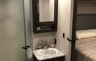 2018 Forest River RV Surveyor 33KRETS