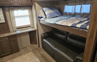 Family/Pet Friendly Large Camper Rental