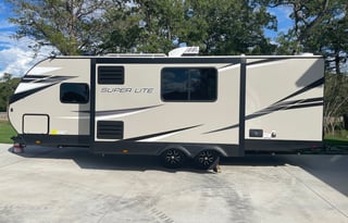 THE WANDERER RV (Bunks & Outdoor Kitchen)