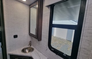 New 2025 Qwest on Mercedes Benz, 25 feet