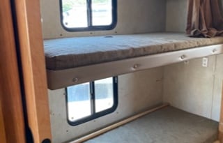 2011 Coachmen RV Mirada 34BH