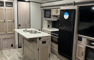 2021 Coachmen RV Spirit Ultra Lite 3379BH