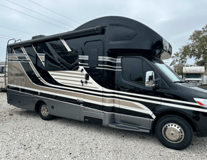 Thor Motor Coach Delano Sprinter 24FB