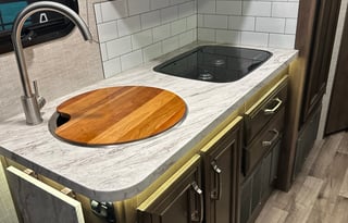 Easy to drive 2021 Jayco Melbourne 24L