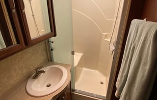 2013 Fleetwood RV Bounder 35K