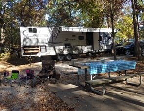 CrossRoads RV Zinger ZR30BQ