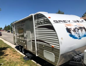 Forest River RV Cherokee Grey Wolf 22BH