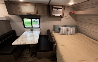 2024 Dutchmen RV Coleman Lantern LT Series 18BH