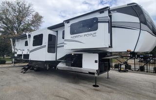 2023 Jayco North Point 382FLRB