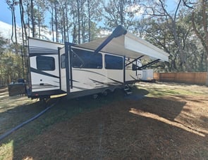 Highland Ridge RV Open Range Light 290RLS