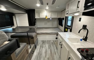 2024 Jayco Flight 184BH - Easy to Tow! (1of2)