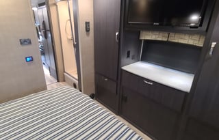 2018 Dynamax Isata 4 FREE GENERAT.200MI FREE A DAY