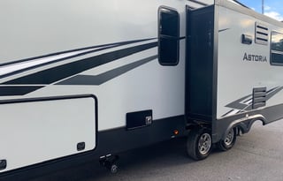 2020 Dutchmen RV Astoria 3003RLF