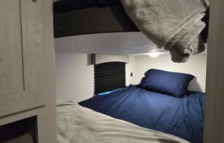 Brand New Clipper, Spacious and Clean