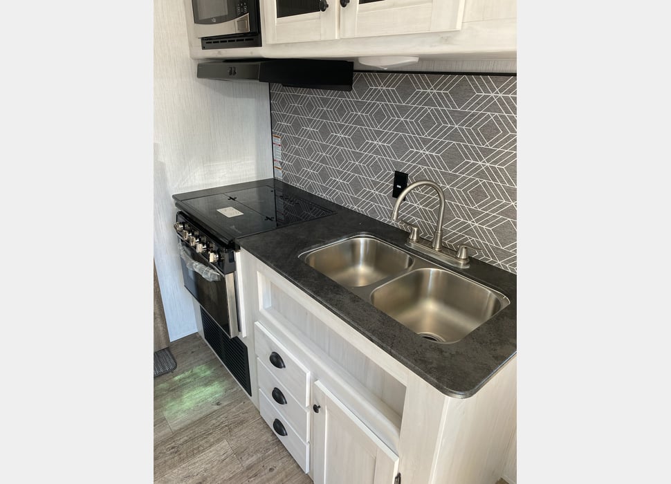 Travel Trailer rentals in Redding