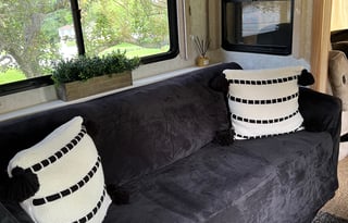 2000 Fleetwood RV Bounder 34T