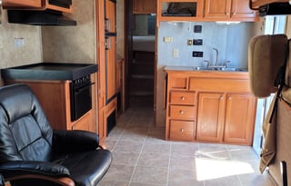 2009 Coachman Adrenaline Surge