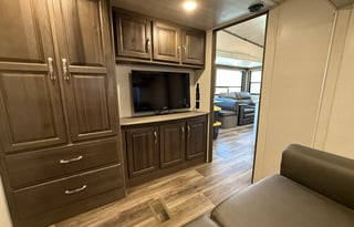 2022 Cougar 368MBI – King Bed + Bunk Room