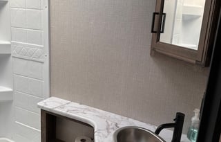 Meet the SR‑281VBH — Your Road‑Trip Rockstar