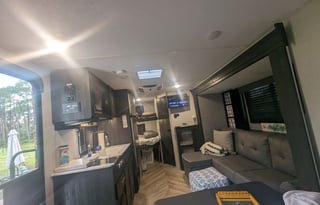 Cheryls Family & Pet Friendly Camper Rental