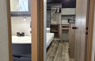 2024 Forest River Arctic Wolf Suite 3660