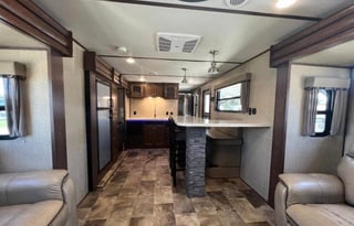 Luxury Keystone RV Sprinter 332DEN